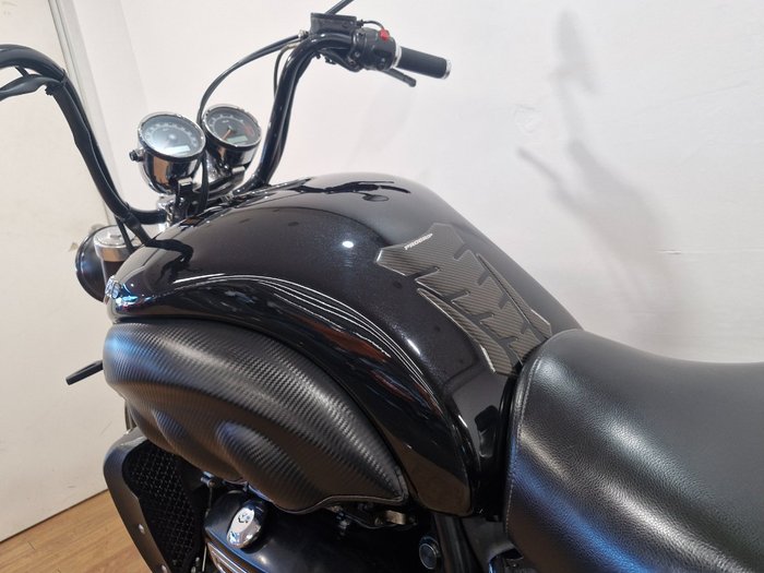 2012 Triumph ROCKET III ROADSTER Black