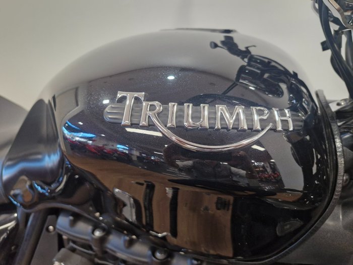 2012 Triumph ROCKET III ROADSTER Black