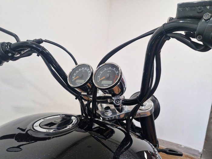 2012 Triumph ROCKET III ROADSTER Black