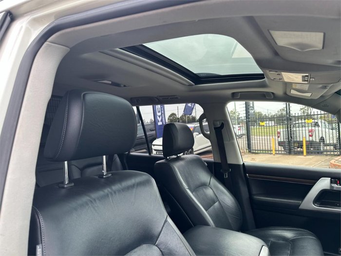 2017 Toyota Landcruiser VX