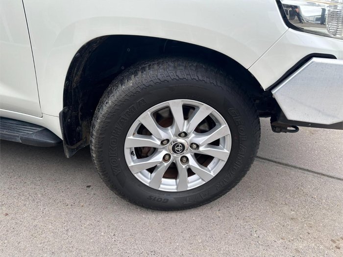 2017 Toyota Landcruiser VX