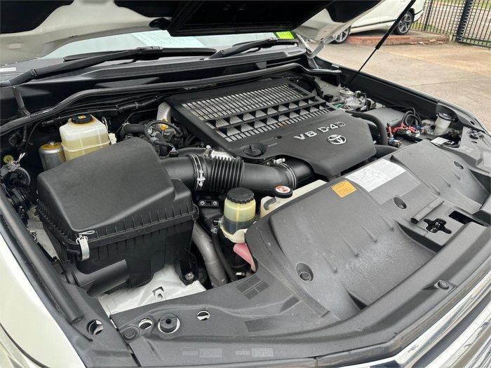 2017 Toyota Landcruiser VX