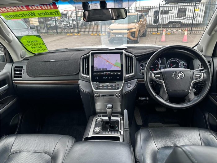 2017 Toyota Landcruiser VX