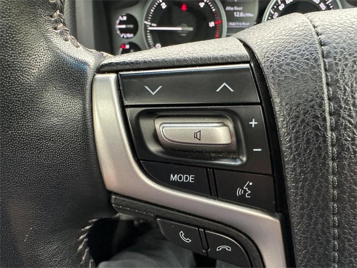 2017 Toyota Landcruiser VX