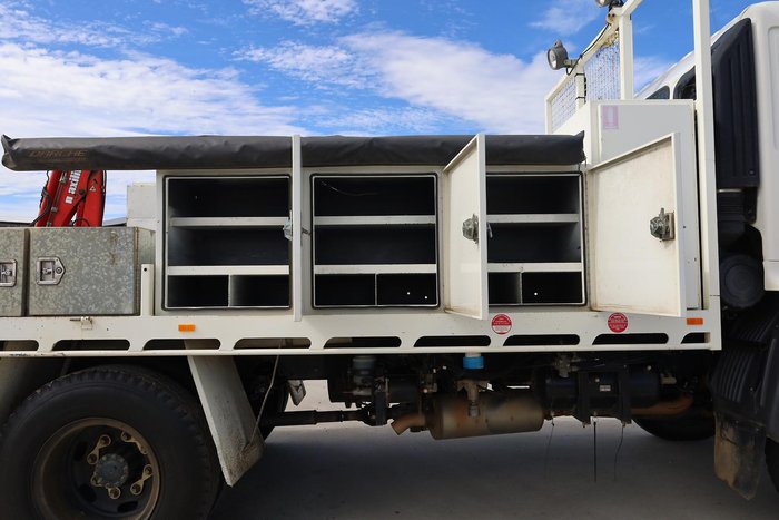 2009 Hino 500 Series FT1022 White