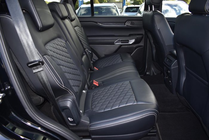 2025 Ford Everest Platinum