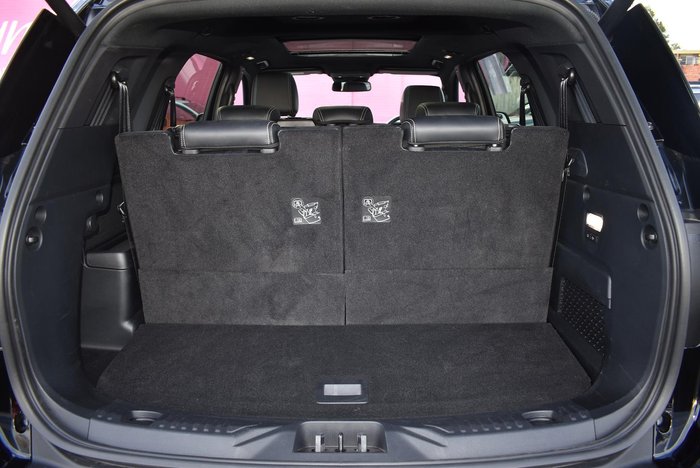 2025 Ford Everest Platinum