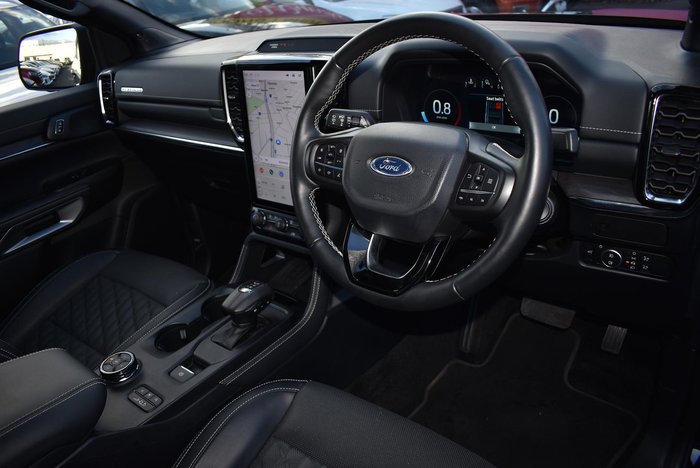 2025 Ford Everest Platinum