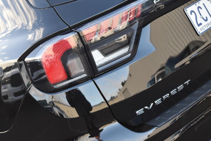 2025 Ford Everest Platinum