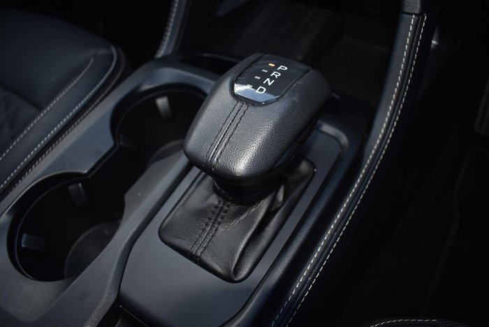 2025 Ford Everest Platinum