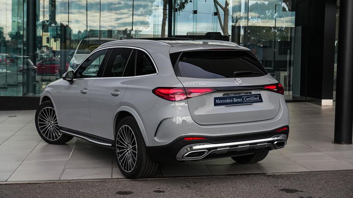 2025 Mercedes-Benz GLC-Class GLC300
