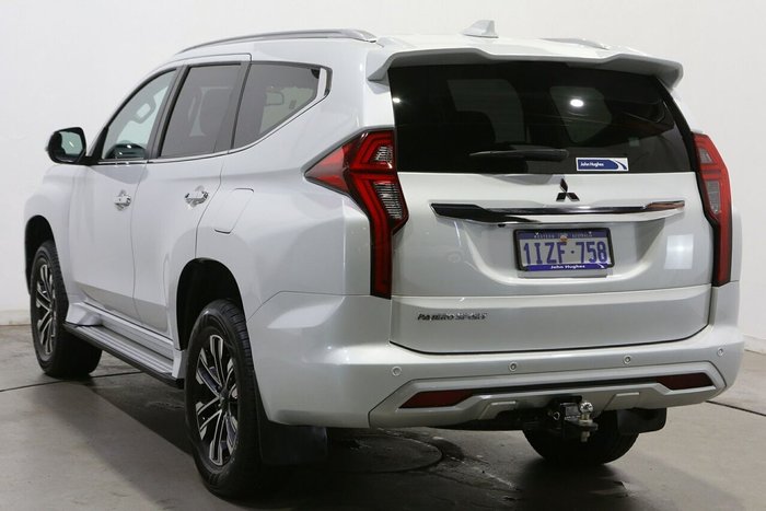 2023 Mitsubishi Pajero Sport GLS