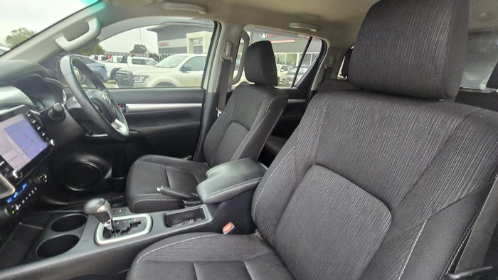 2021 Toyota Hilux SR5 Hi-Rider
