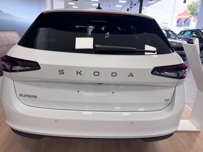 2026 SKODA Superb Select PHEV