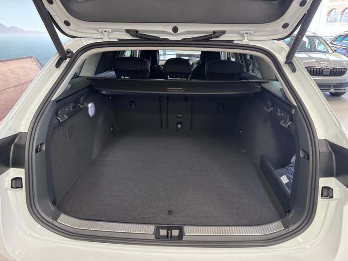 2026 SKODA Superb Select PHEV