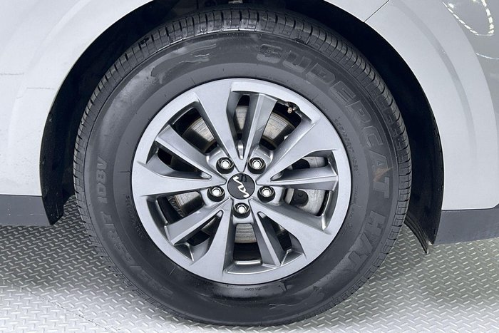 2023 Kia Carnival S