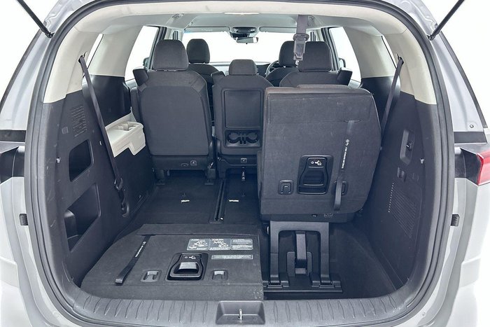 2023 Kia Carnival S
