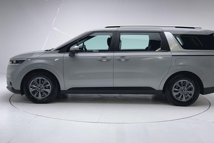 2023 Kia Carnival S