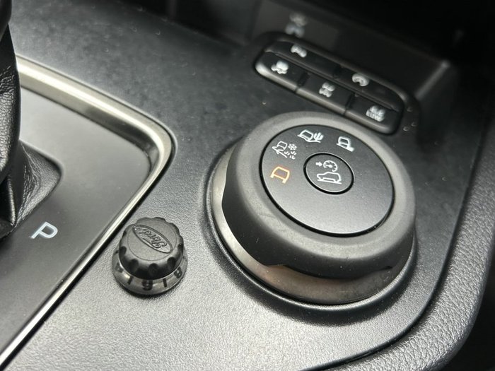 2022 FORD EVEREST SPORT