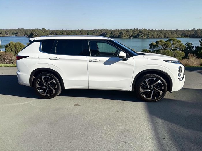 Mitsubishi Outlander Exceed