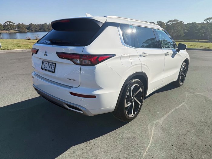 Mitsubishi Outlander Exceed