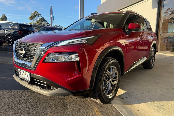 2024 Nissan X-TRAIL ST
