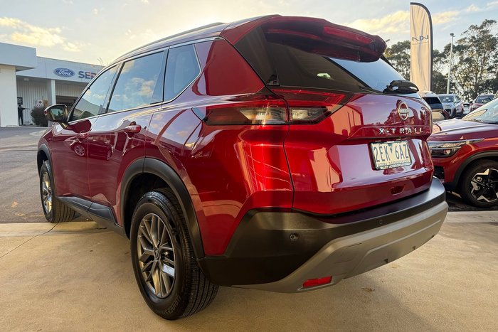 2024 Nissan X-TRAIL ST