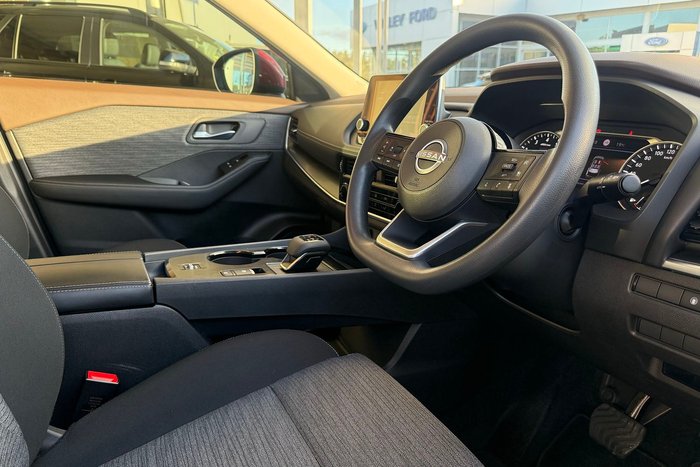2024 Nissan X-TRAIL ST