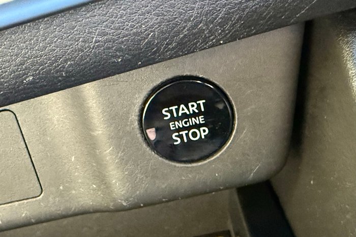 2024 Nissan X-TRAIL ST