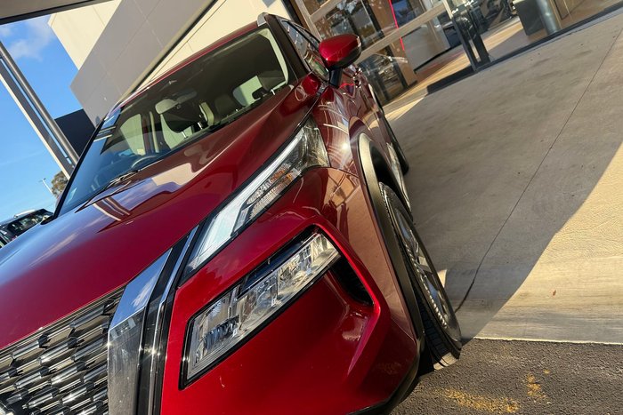 2024 Nissan X-TRAIL ST