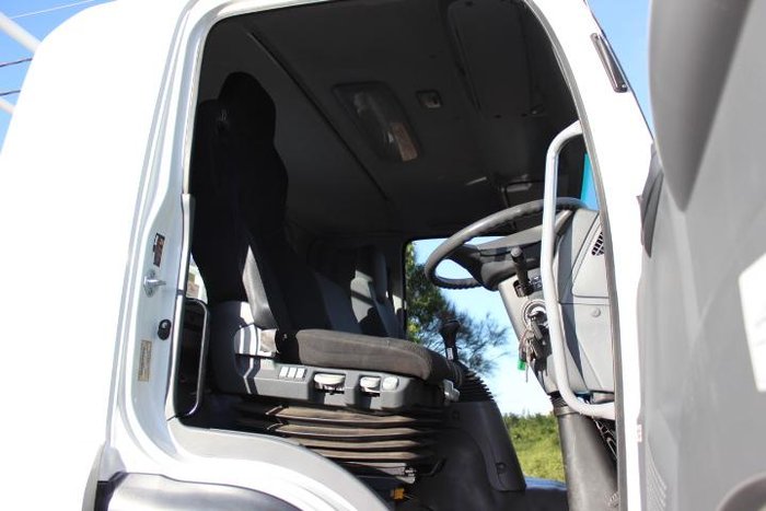 2013 Isuzu F Series FVZ 1400 WHITE