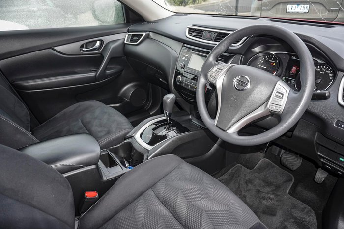 2016 Nissan X-TRAIL ST