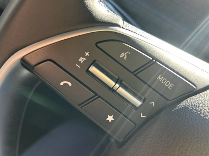 2024 HYUNDAI STARIA LOAD