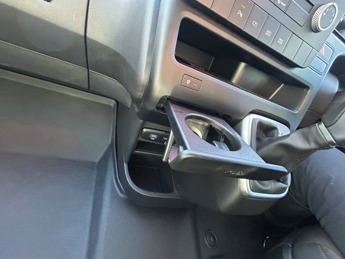 2024 HYUNDAI STARIA LOAD