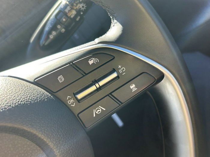 2024 HYUNDAI STARIA LOAD