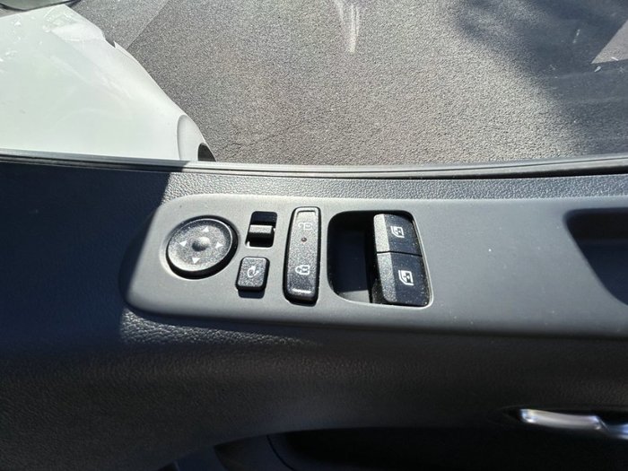 2024 HYUNDAI STARIA LOAD