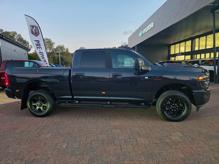 2025 RAM 2500 Laramie Rambox
