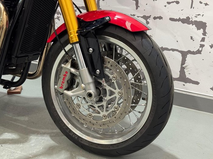 2017 Triumph Thruxton 1200 R Thruxton Red