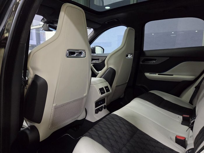 2019 Jaguar F-PACE SVR