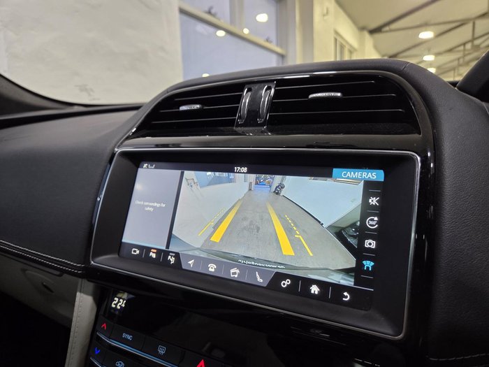 2019 Jaguar F-PACE SVR