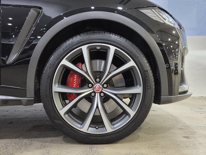 2019 Jaguar F-PACE SVR