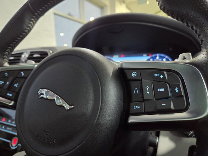 2019 Jaguar F-PACE SVR