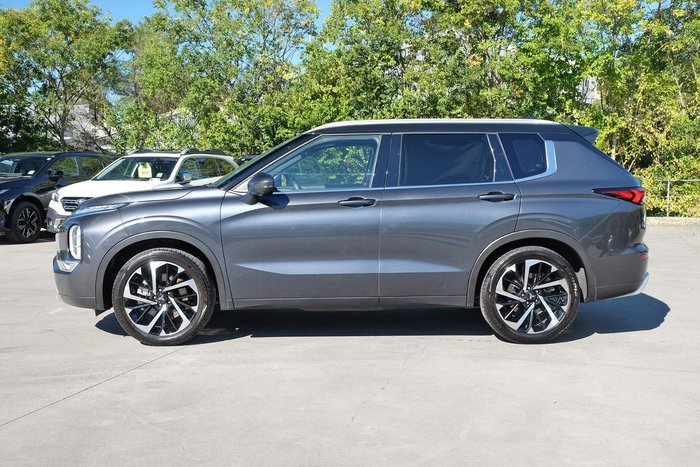 2024 Mitsubishi Outlander Exceed Tourer