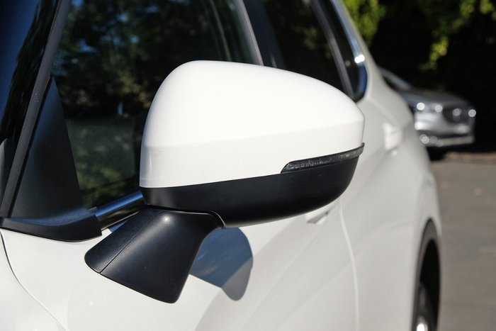 2024 Mitsubishi Outlander LS