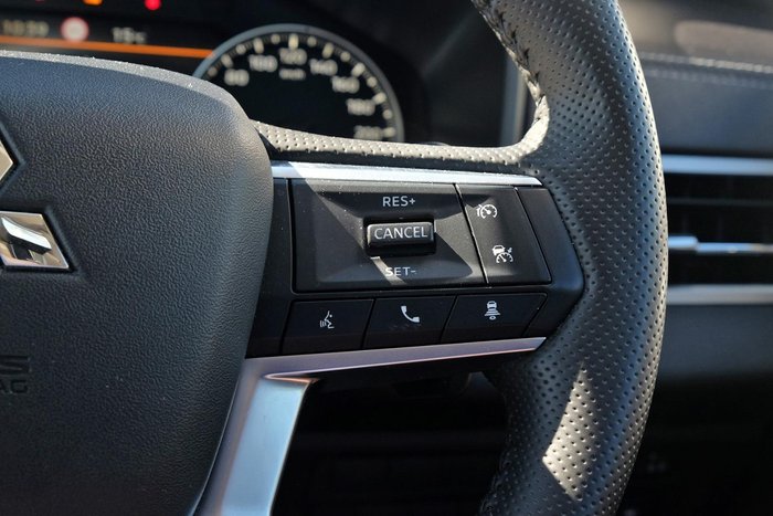 2024 Mitsubishi Outlander LS