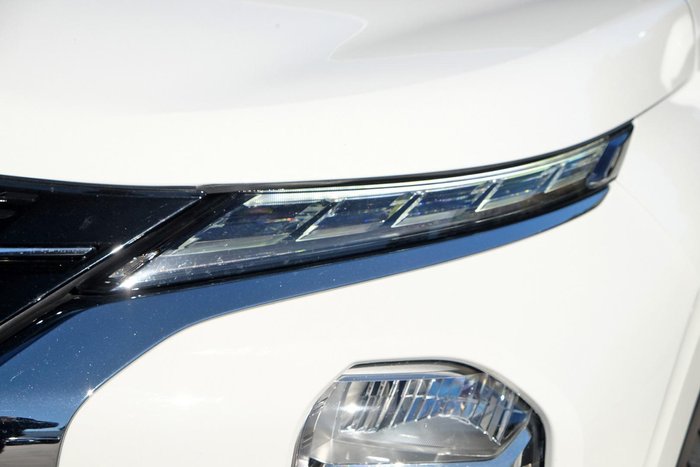 2024 Mitsubishi Outlander LS