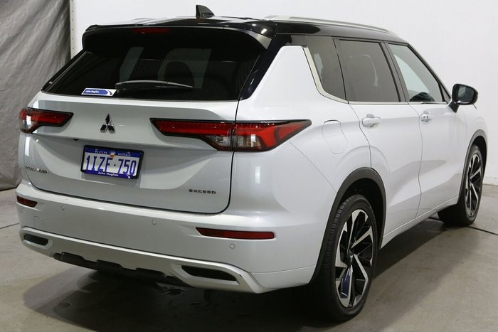 2025 Mitsubishi Outlander Exceed Tourer