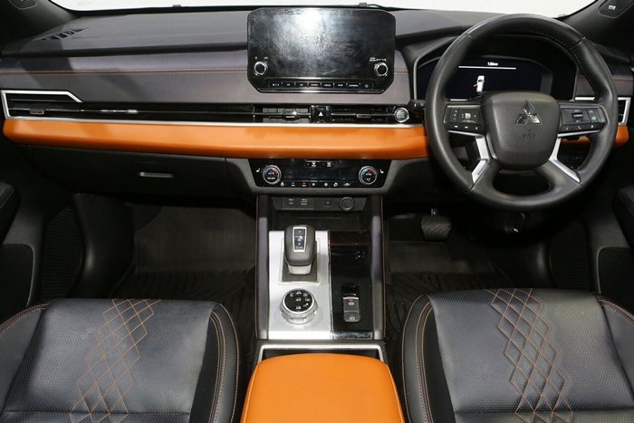 2025 Mitsubishi Outlander Exceed Tourer