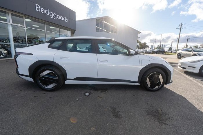 2025 Kia EV4 Earth Long Range