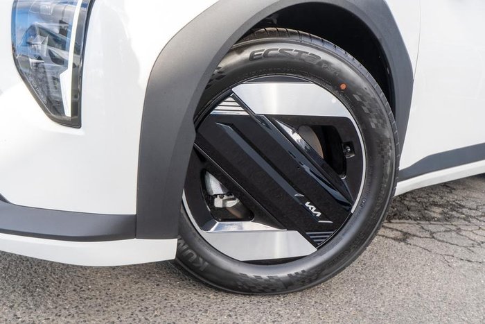 2025 Kia EV4 Earth Long Range